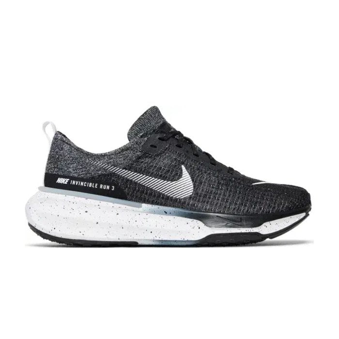 Nike ZoomX Invincible Run 3 Oreo